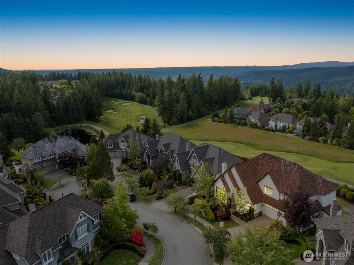 MLS #NWM2388646 image #0