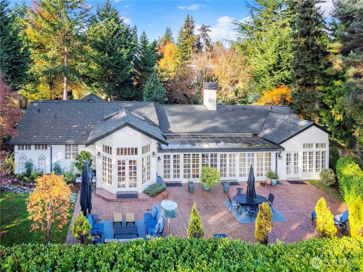 MLS #NWM2388666 image #0