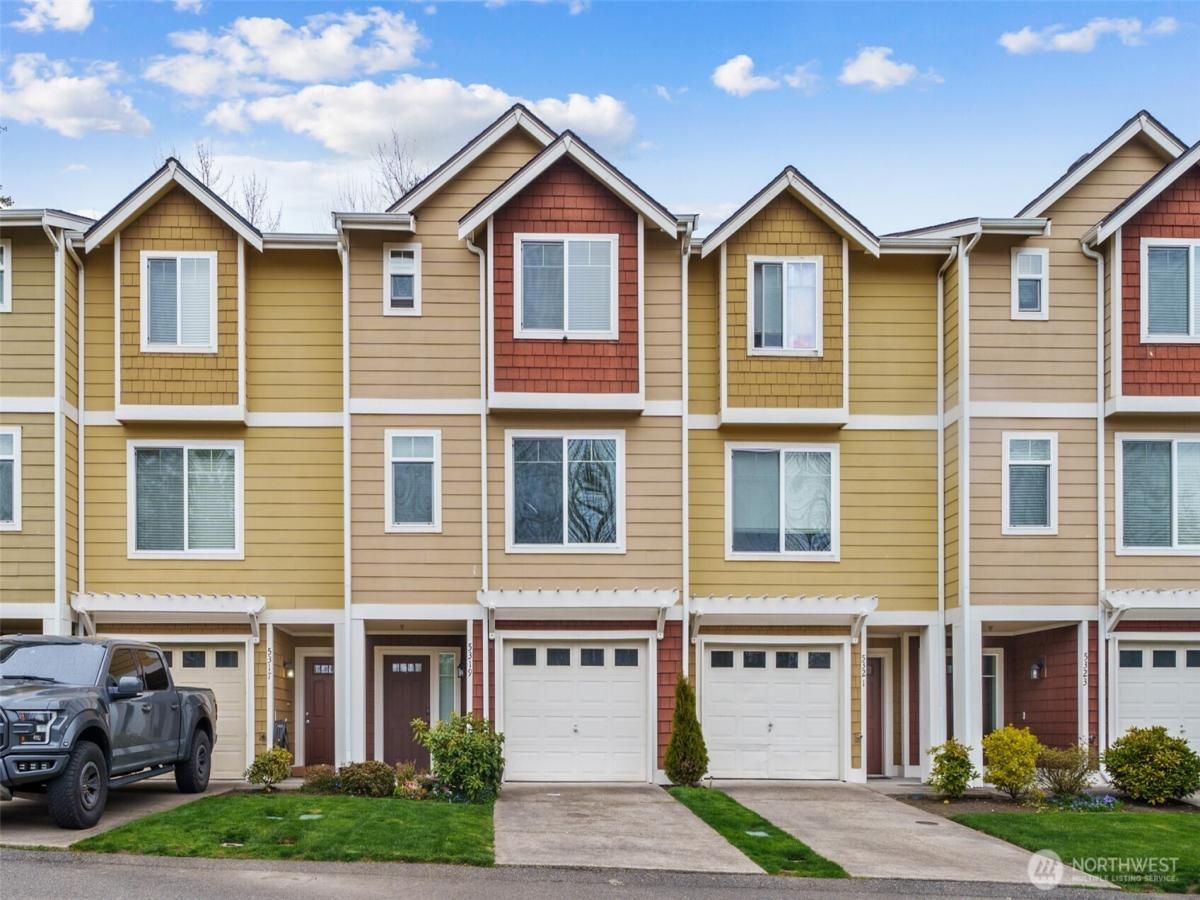 MLS #NWM2388715 image #0