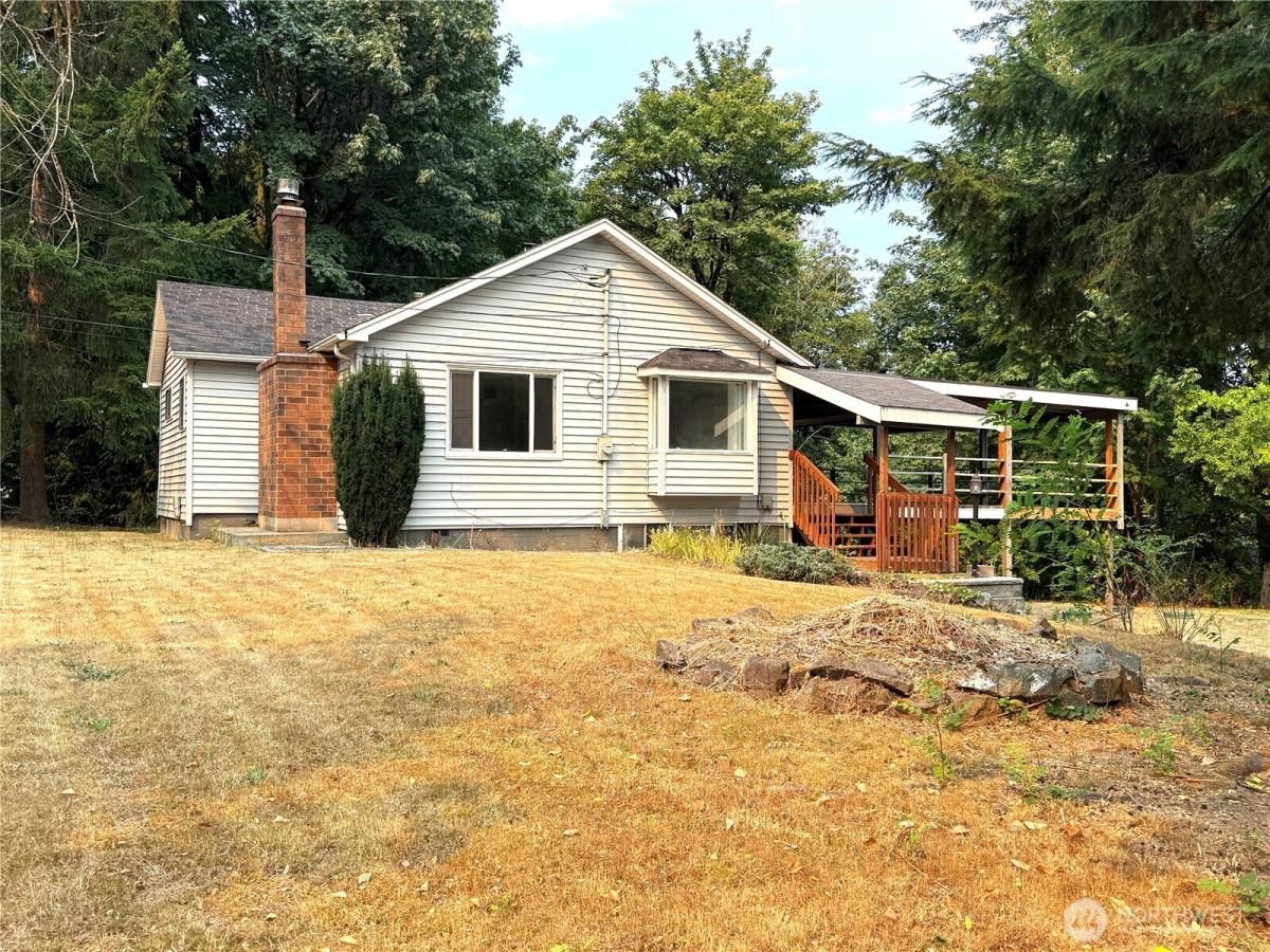 MLS #NWM2388862 image #0