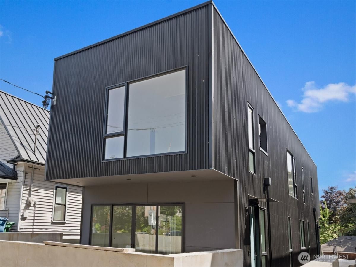 MLS #NWM2388893 image #0