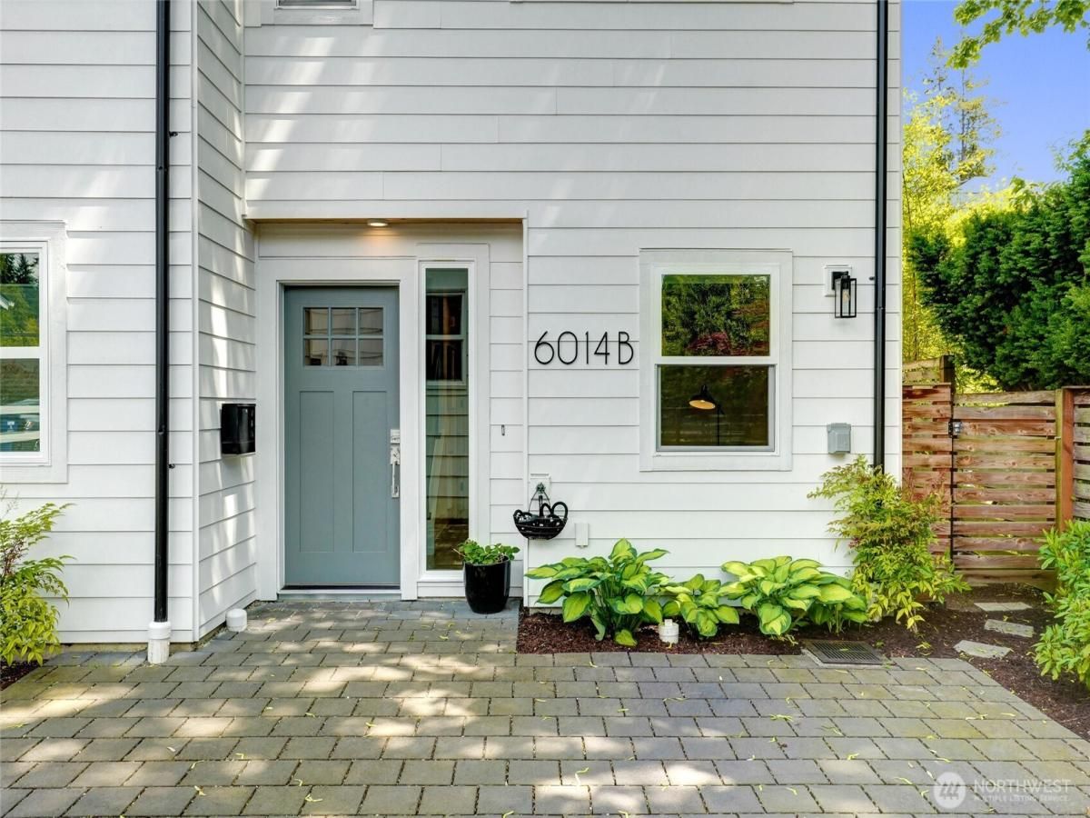 MLS #NWM2388984 image #0