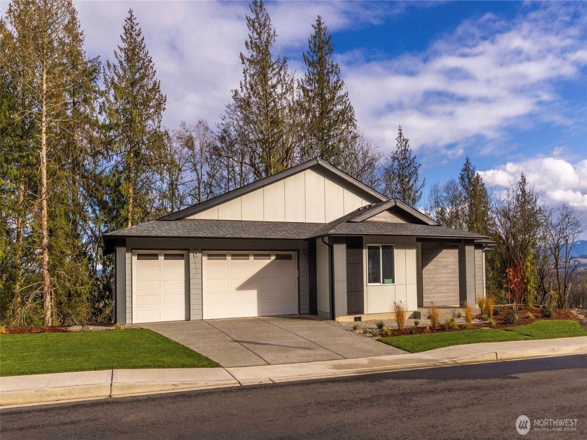 MLS #NWM2389253 image #0