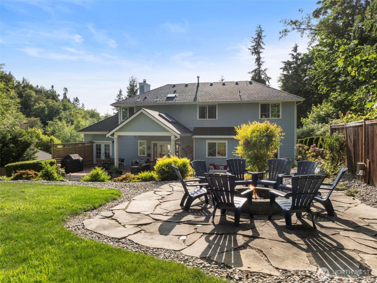 MLS #NWM2389286 image #0