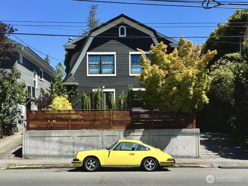 MLS #NWM2389474 image #0