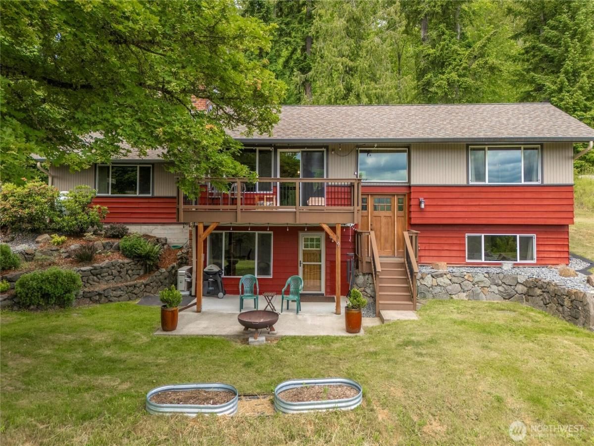 MLS #NWM2389706 image #0