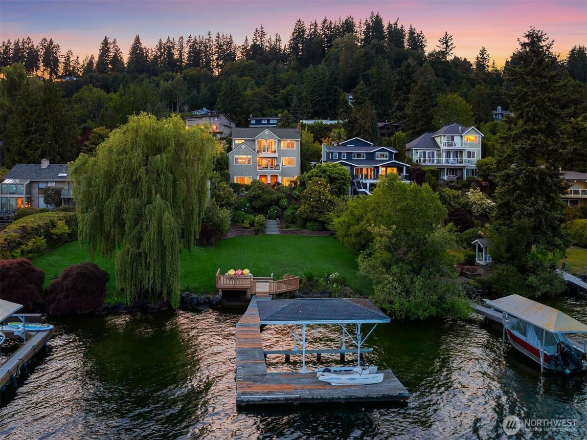 MLS #NWM2390251 image #0