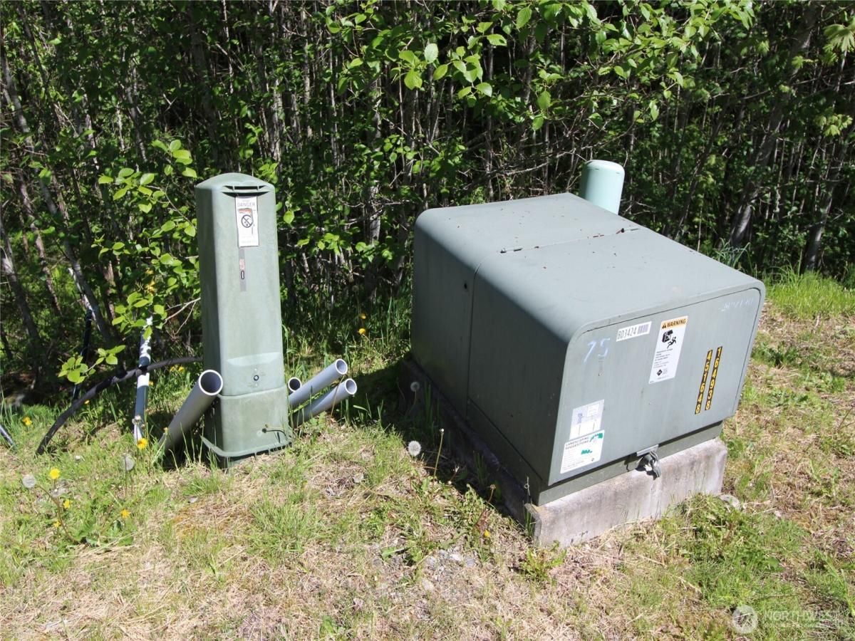 MLS #NWM2390525 image #0