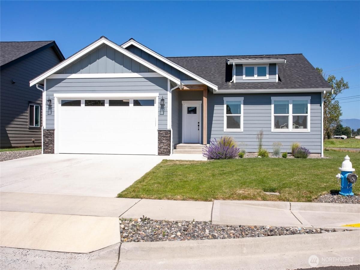 MLS #NWM2390568 image #0