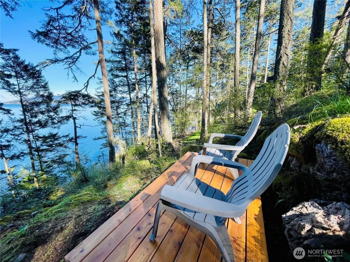 MLS #NWM2390825 image #0