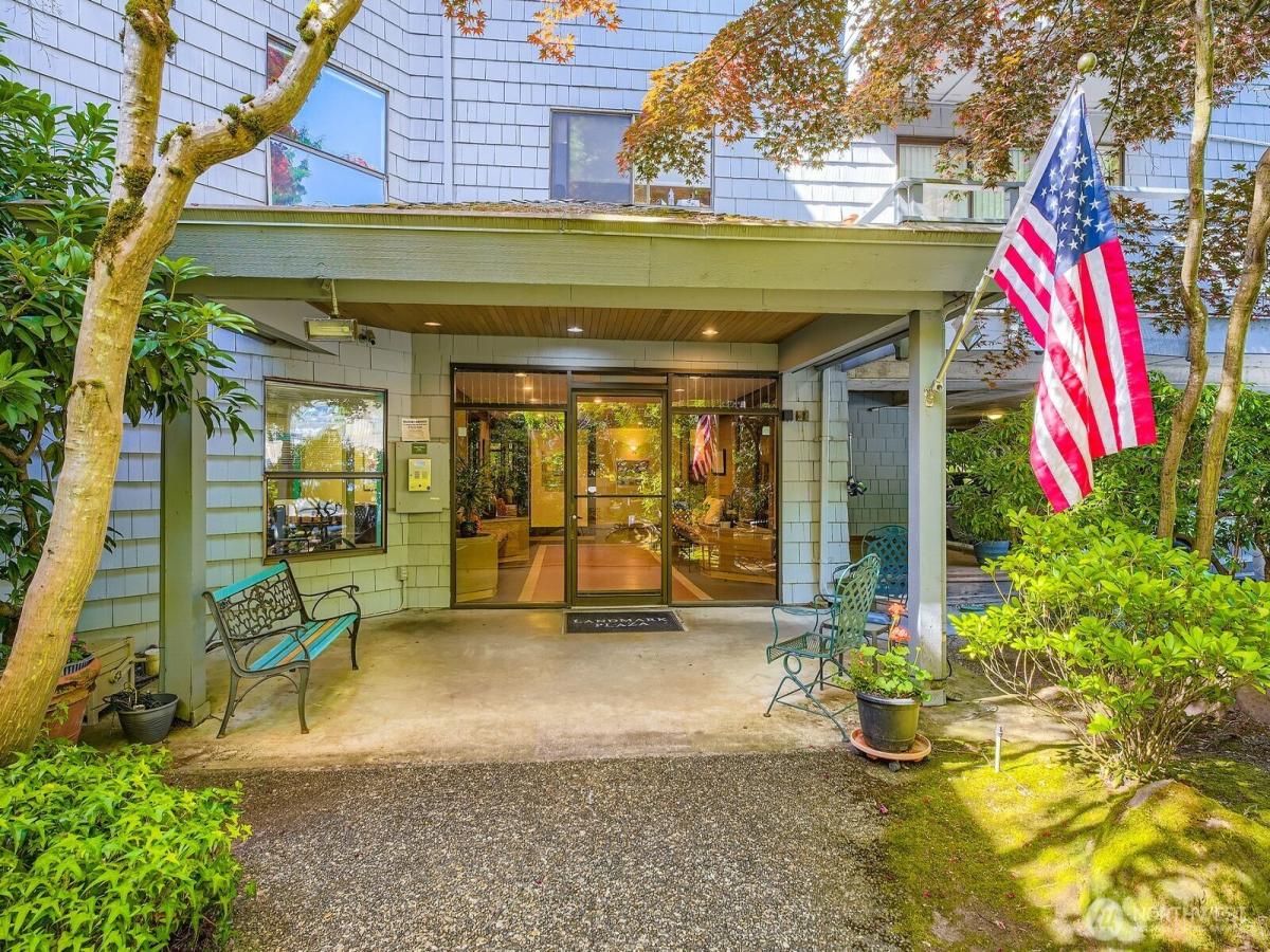 MLS #NWM2390848 image #0