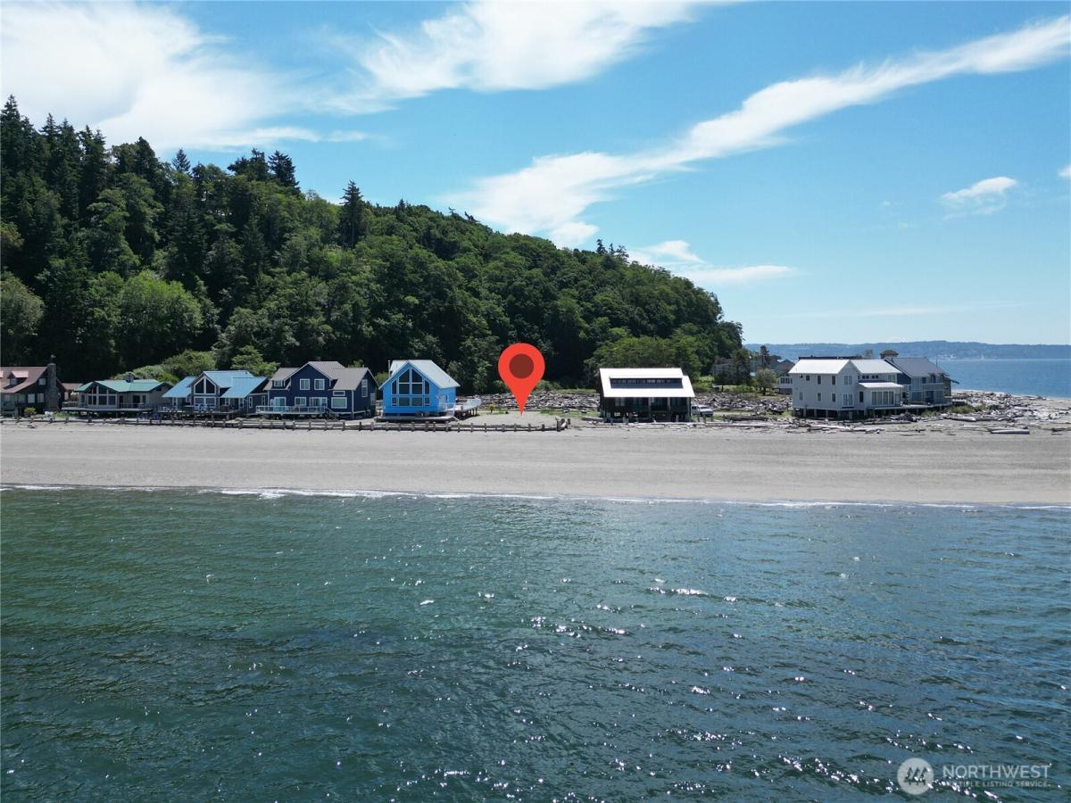 MLS #NWM2390952 image #0
