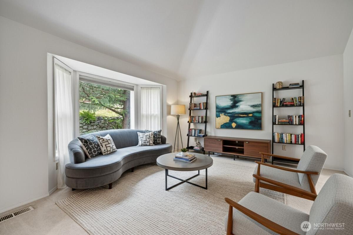 MLS #NWM2391275 image #0