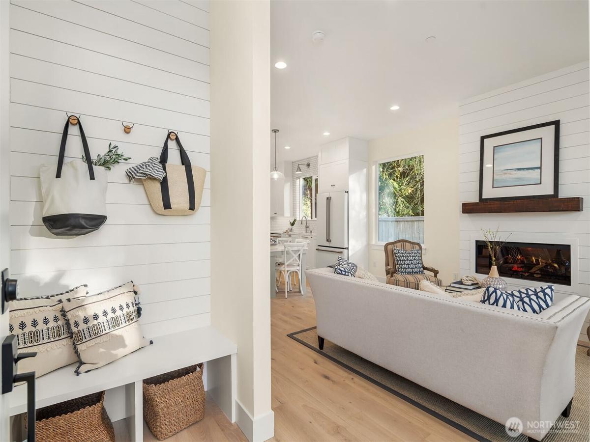 MLS #NWM2391831 image #0