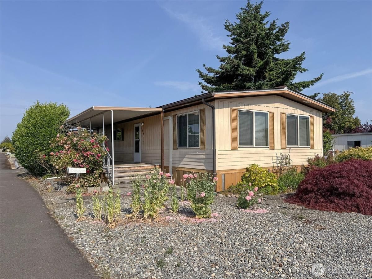 MLS #NWM2391852 image #0