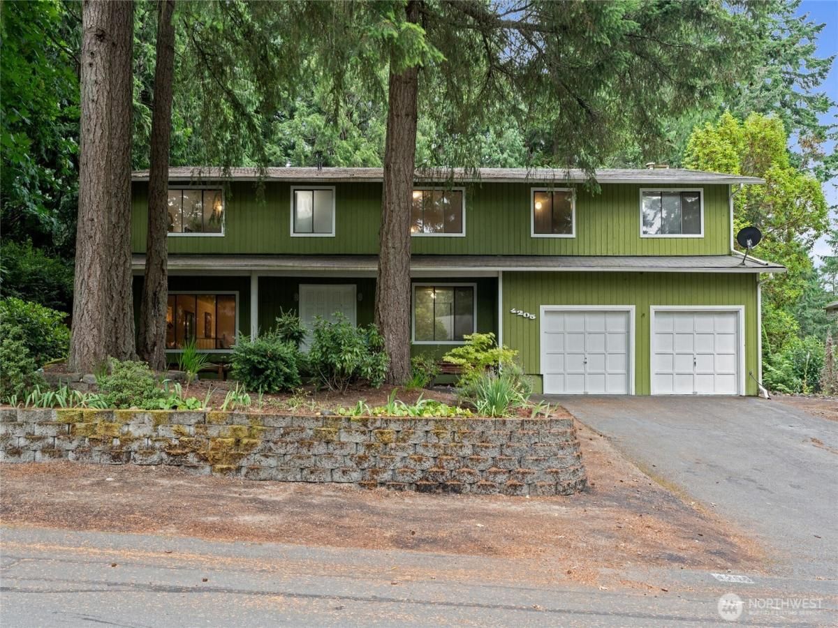 MLS #NWM2392112 image #0