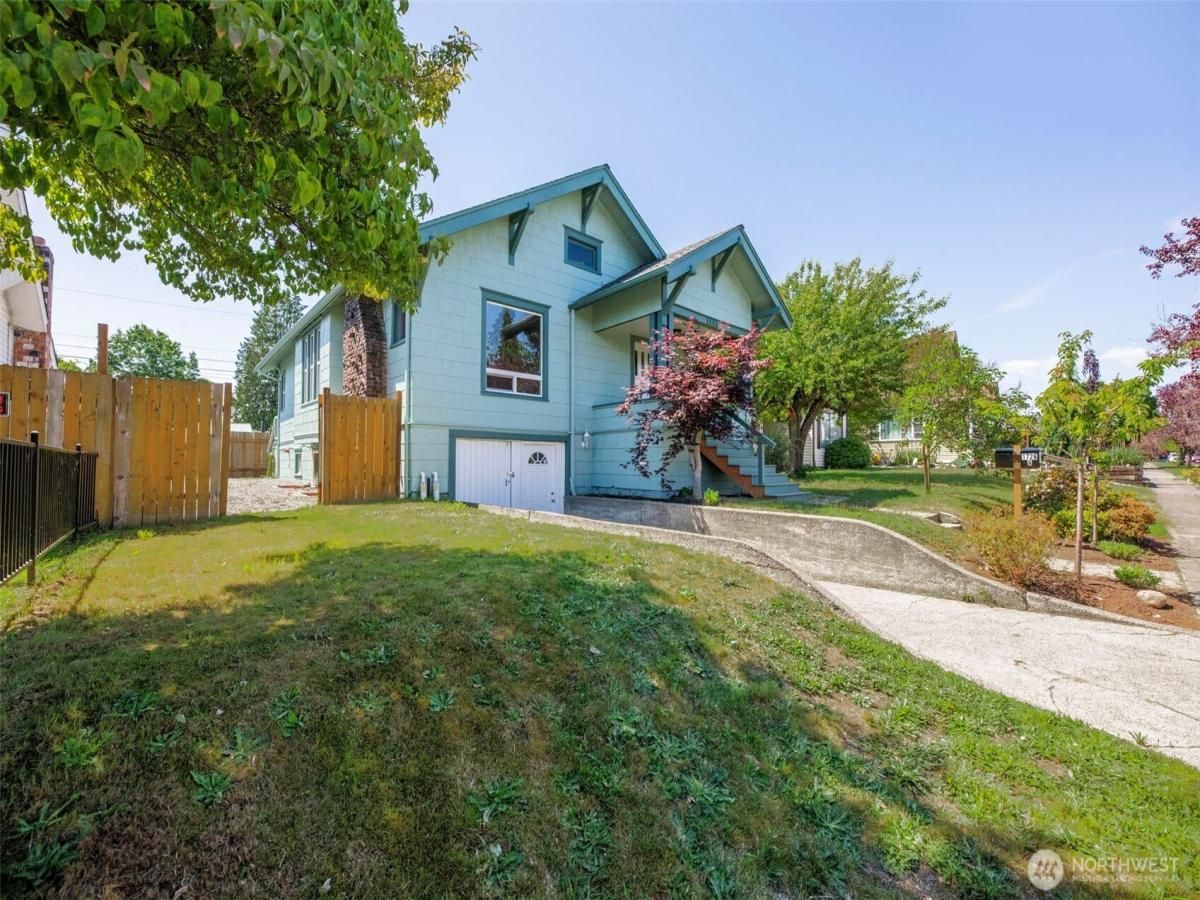 MLS #NWM2393455 image #0