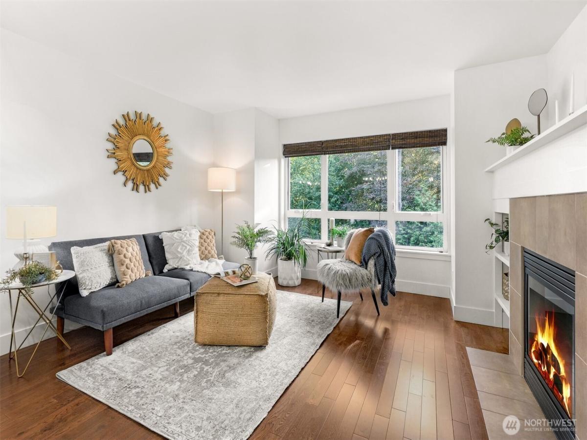 MLS #NWM2393521 image #0