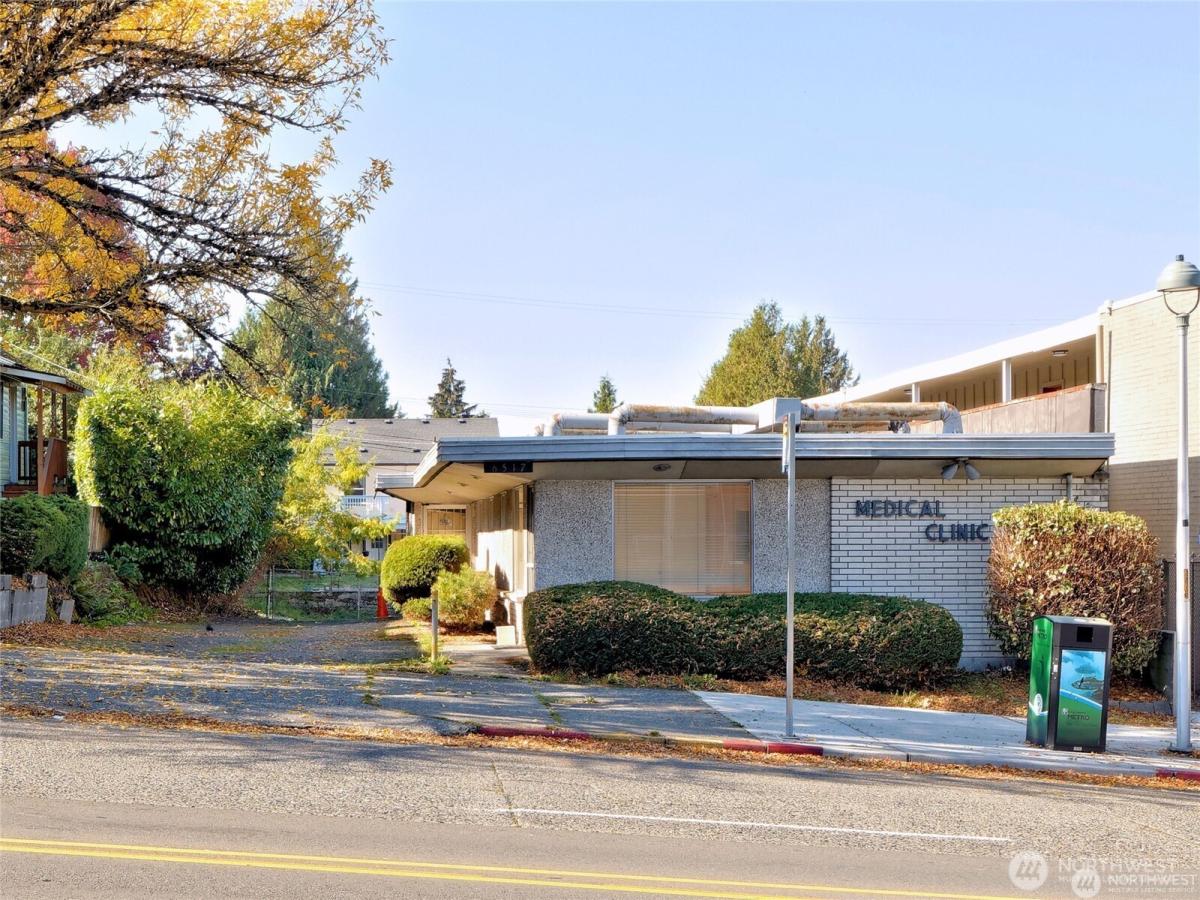 MLS #NWM2393777 image #0