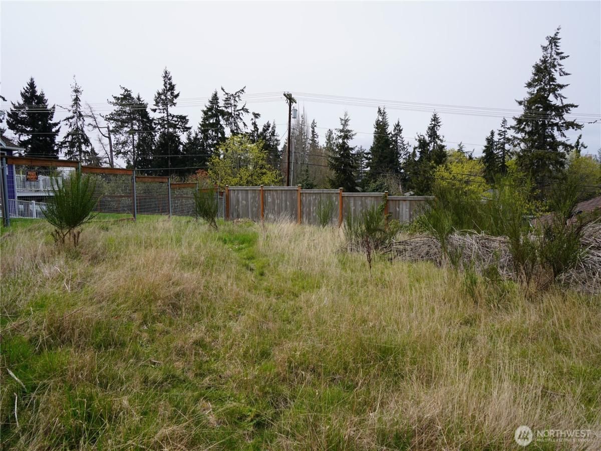 MLS #NWM2393825 image #0