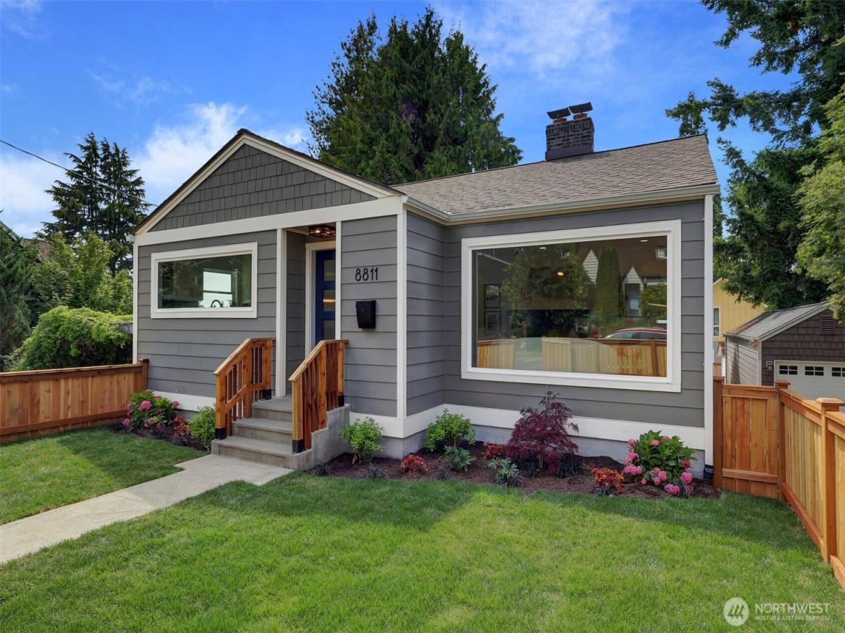 MLS #NWM2393916 image #0