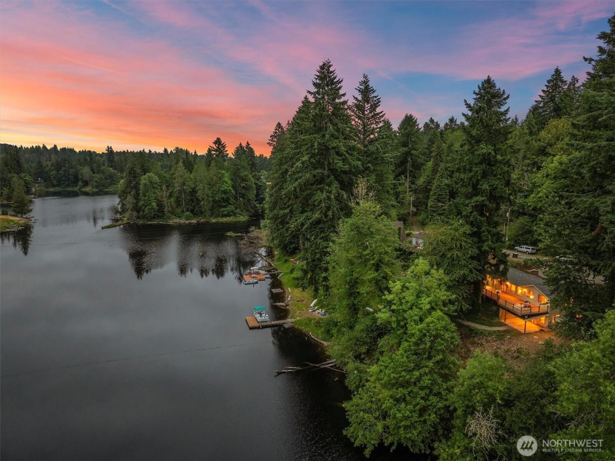 MLS #NWM2393921 image #0