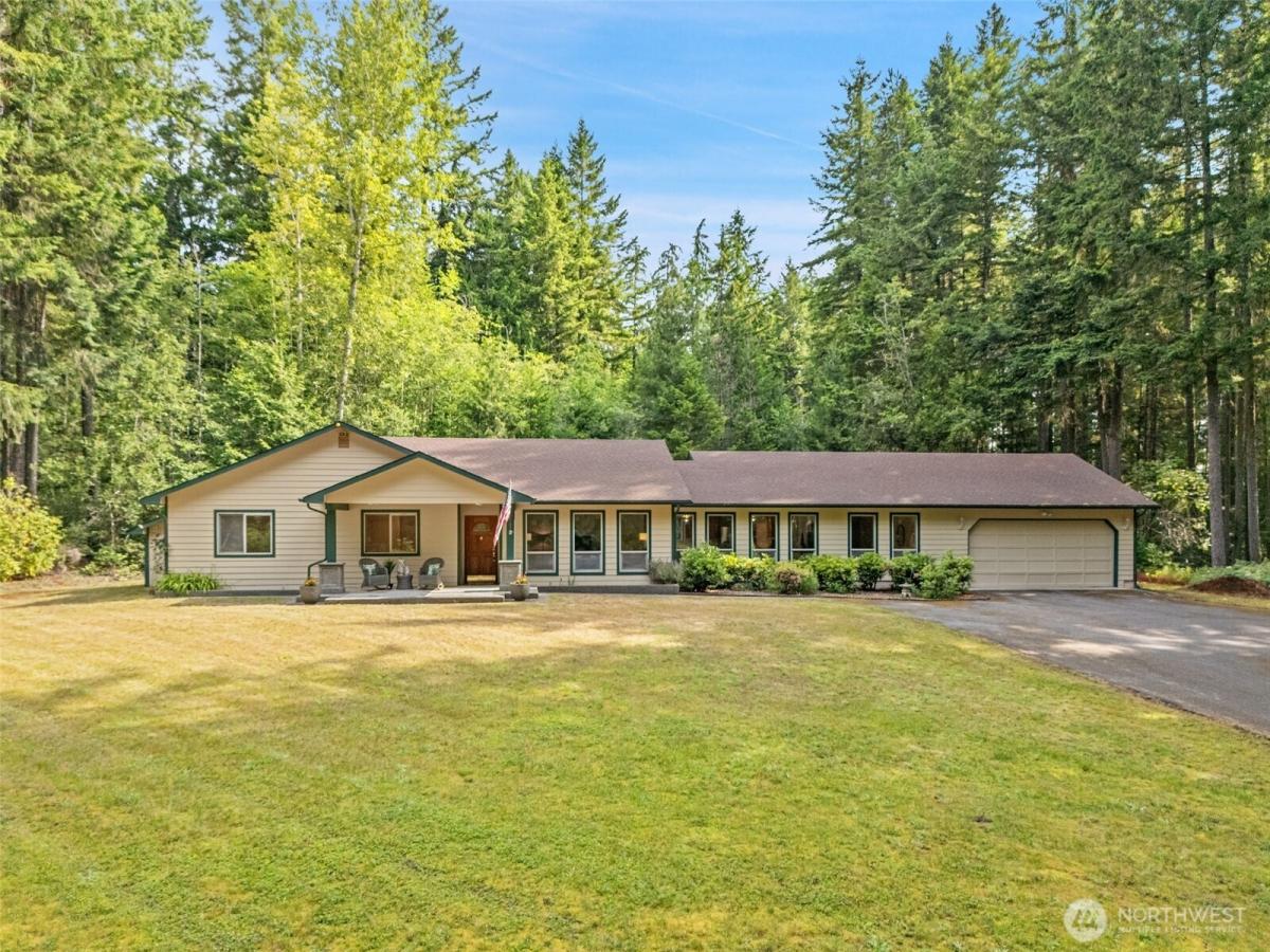 MLS #NWM2393956 image #0