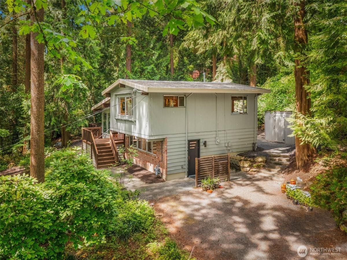 MLS #NWM2394302 image #0