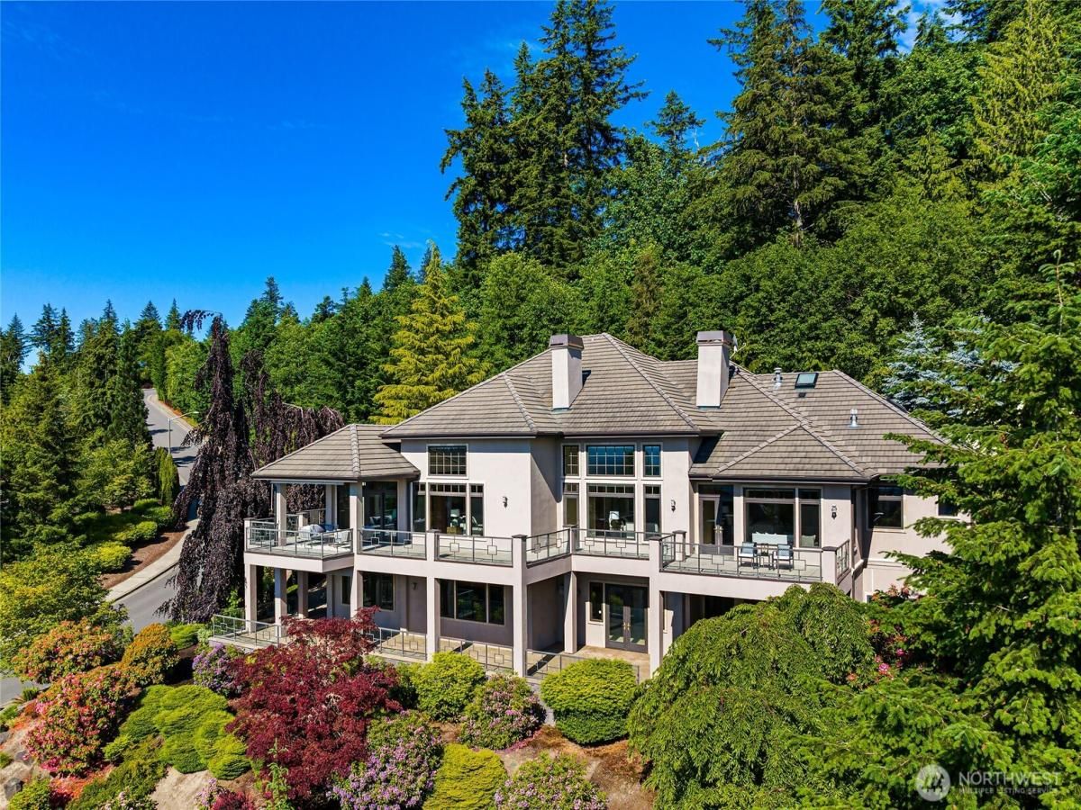 MLS #NWM2394323 image #0