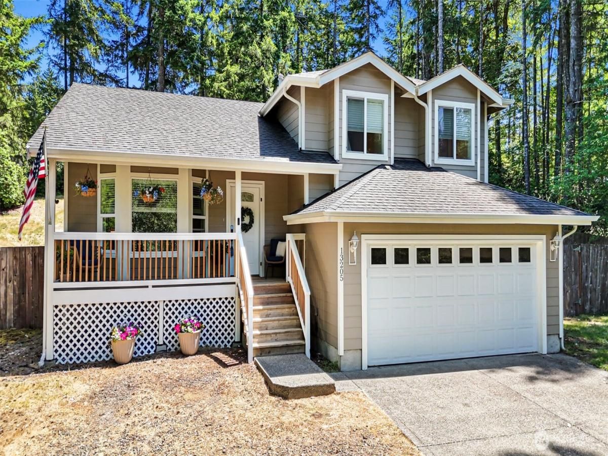 MLS #NWM2394449 image #0
