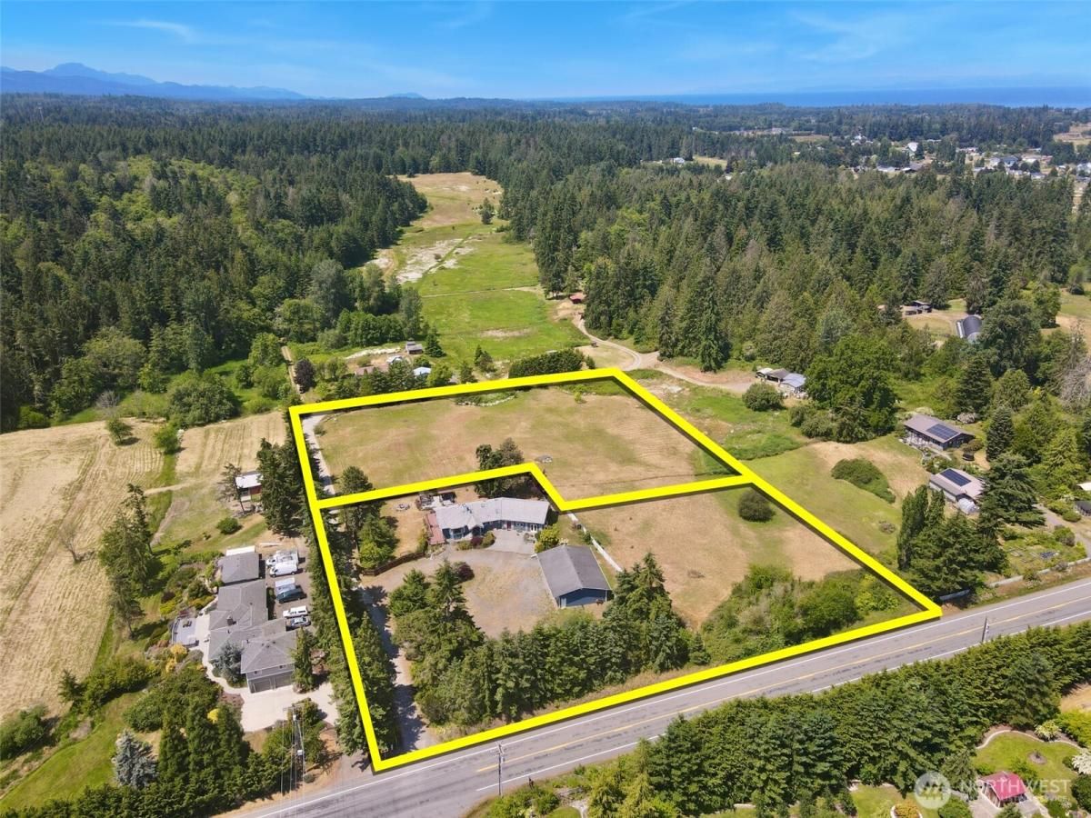 MLS #NWM2394466 image #0