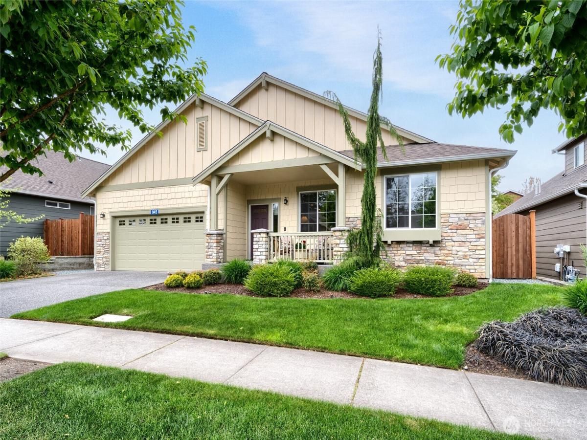 MLS #NWM2394480 image #0