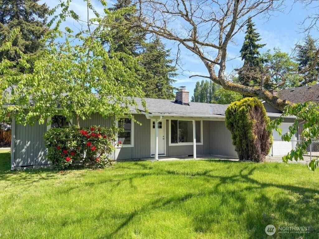 MLS #NWM2394481 image #0