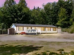MLS #NWM2394611 image #0