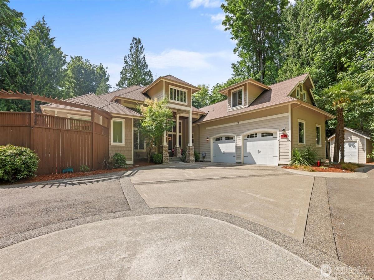 MLS #NWM2394657 image #0