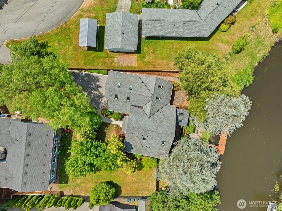 MLS #NWM2394725 image #0