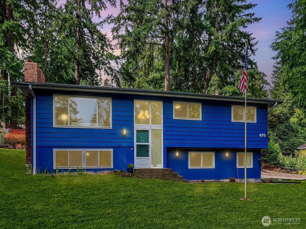 MLS #NWM2394839 image #0