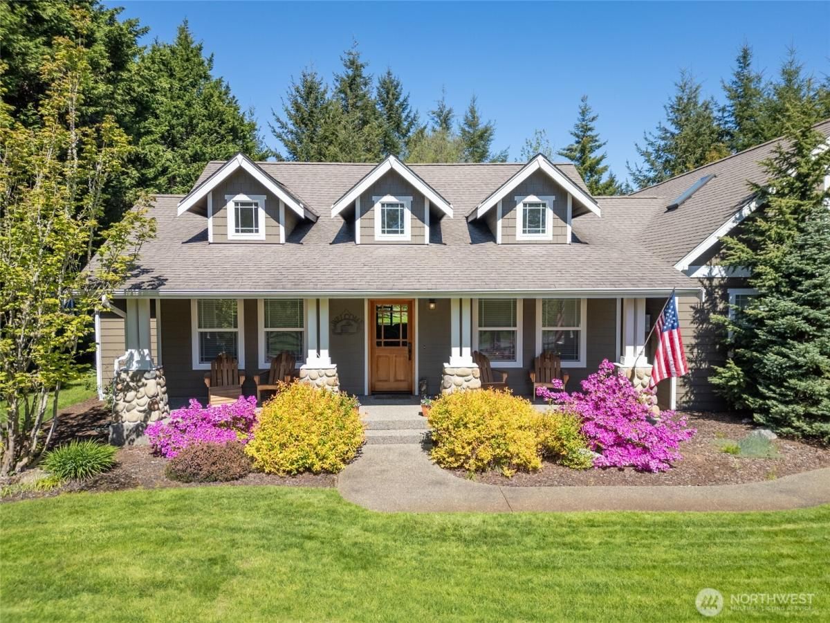 MLS #NWM2394852 image #0