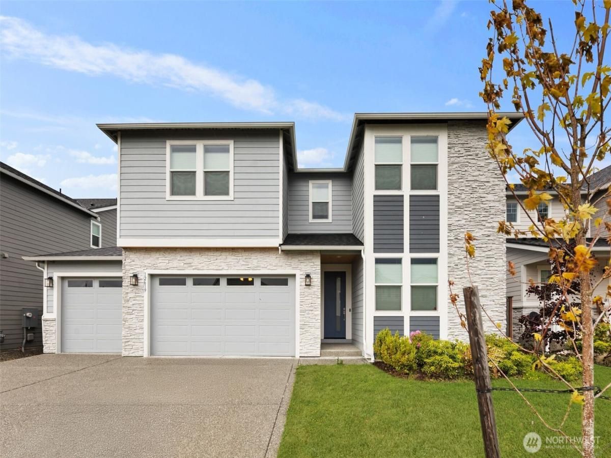 MLS #NWM2394907 image #0