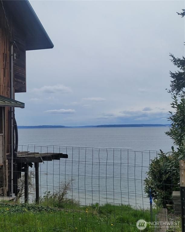 MLS #NWM2394959 image #0