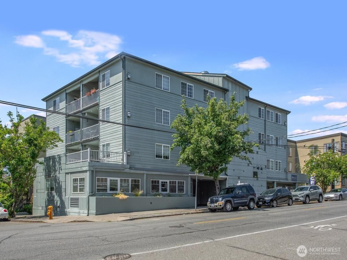 MLS #NWM2395479 image #0