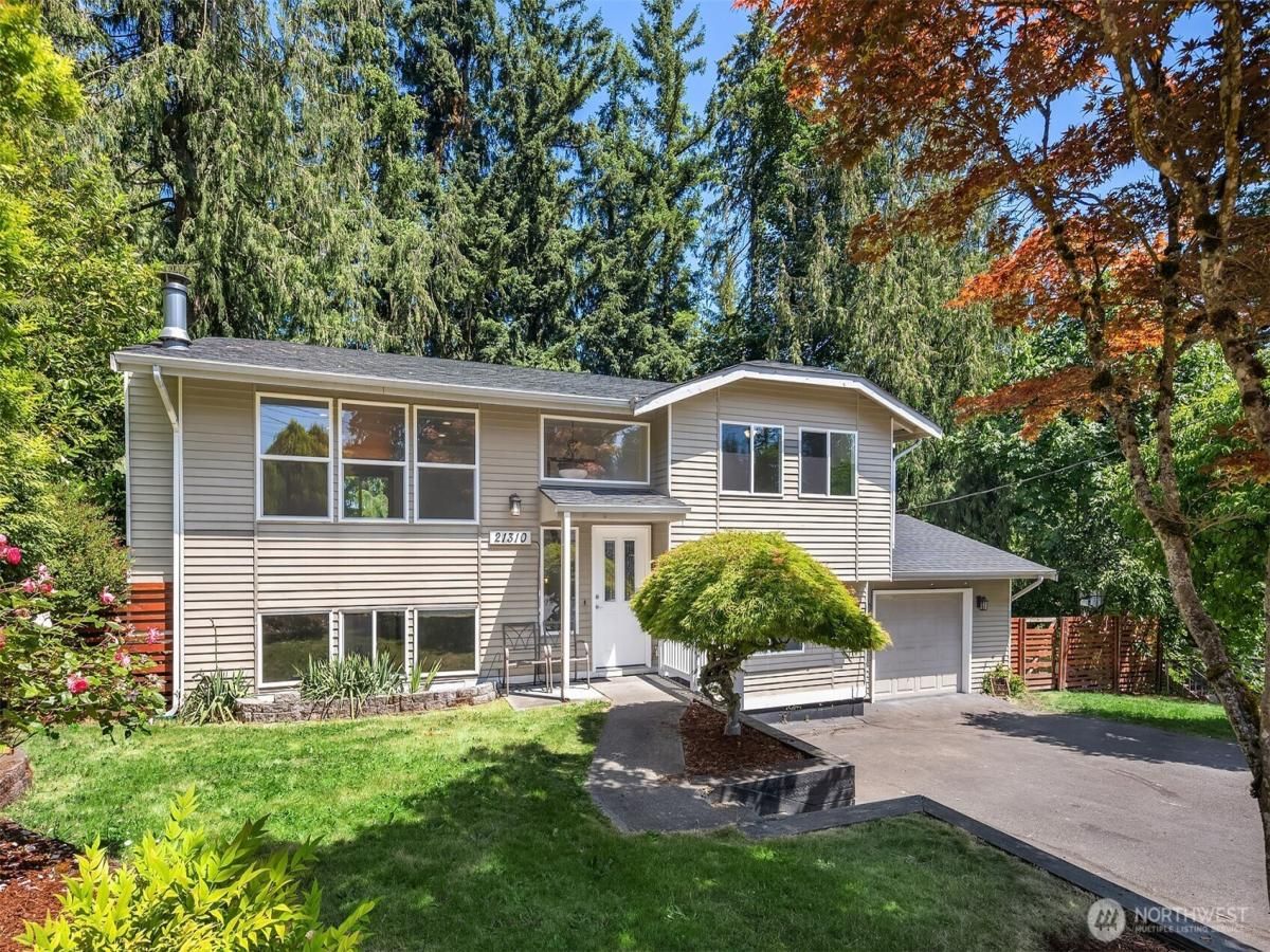 MLS #NWM2395525 image #0