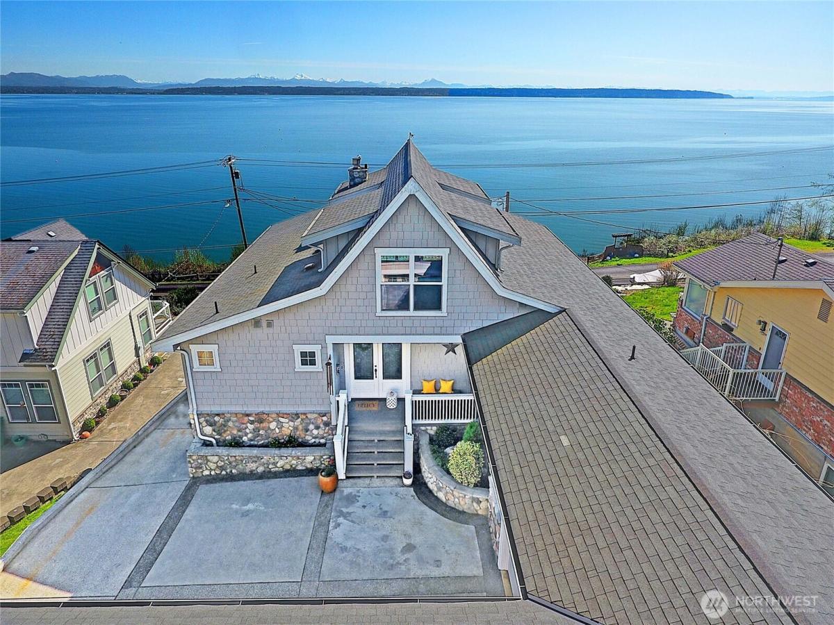 MLS #NWM2395657 image #0