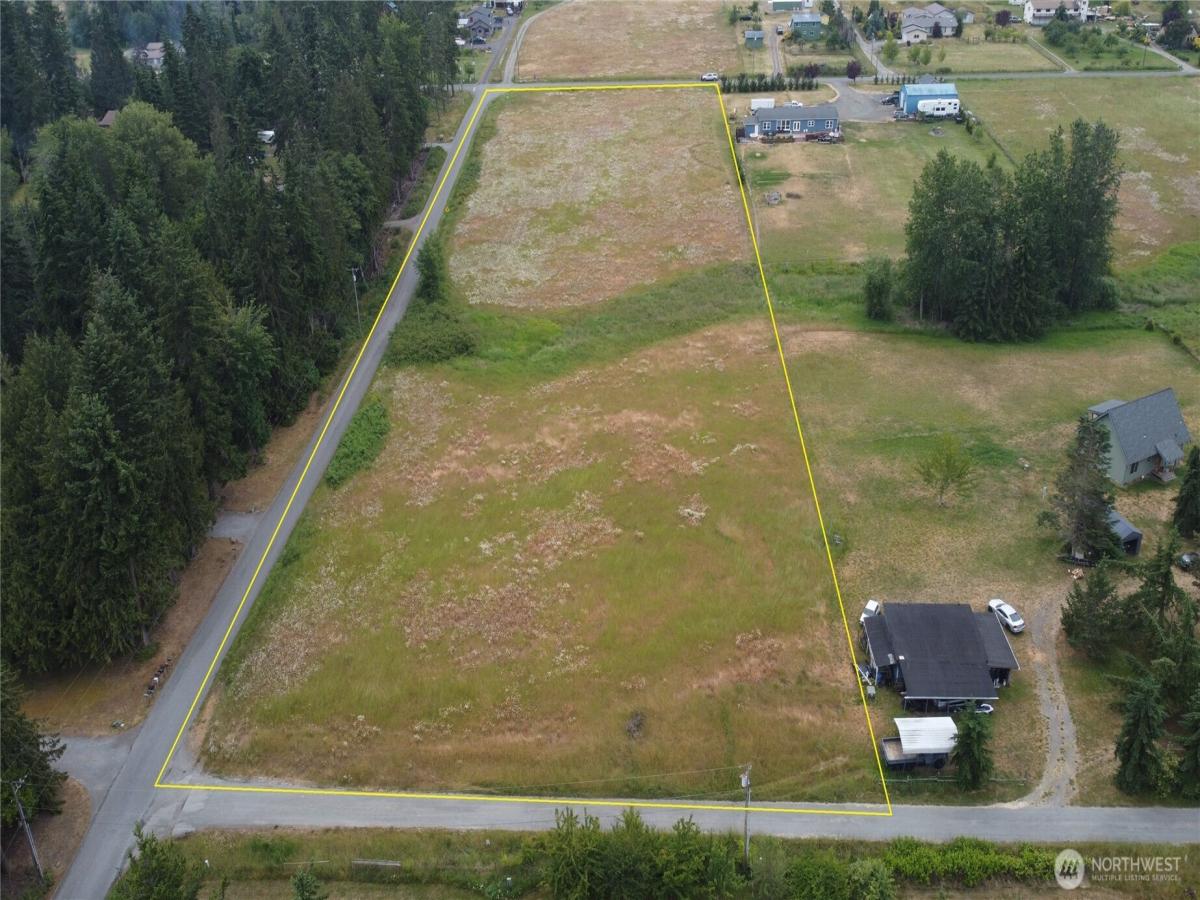 MLS #NWM2395778 image #0