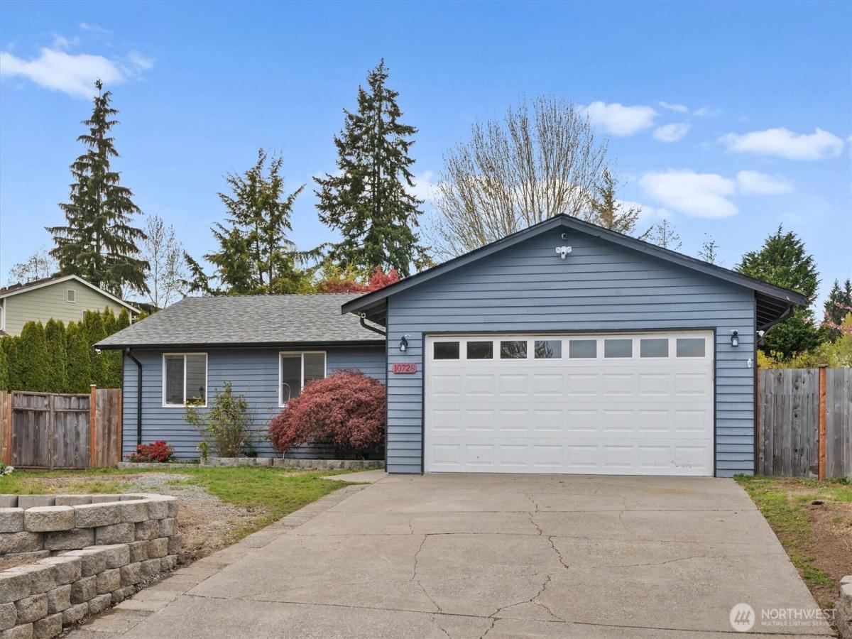 MLS #NWM2395991 image #0