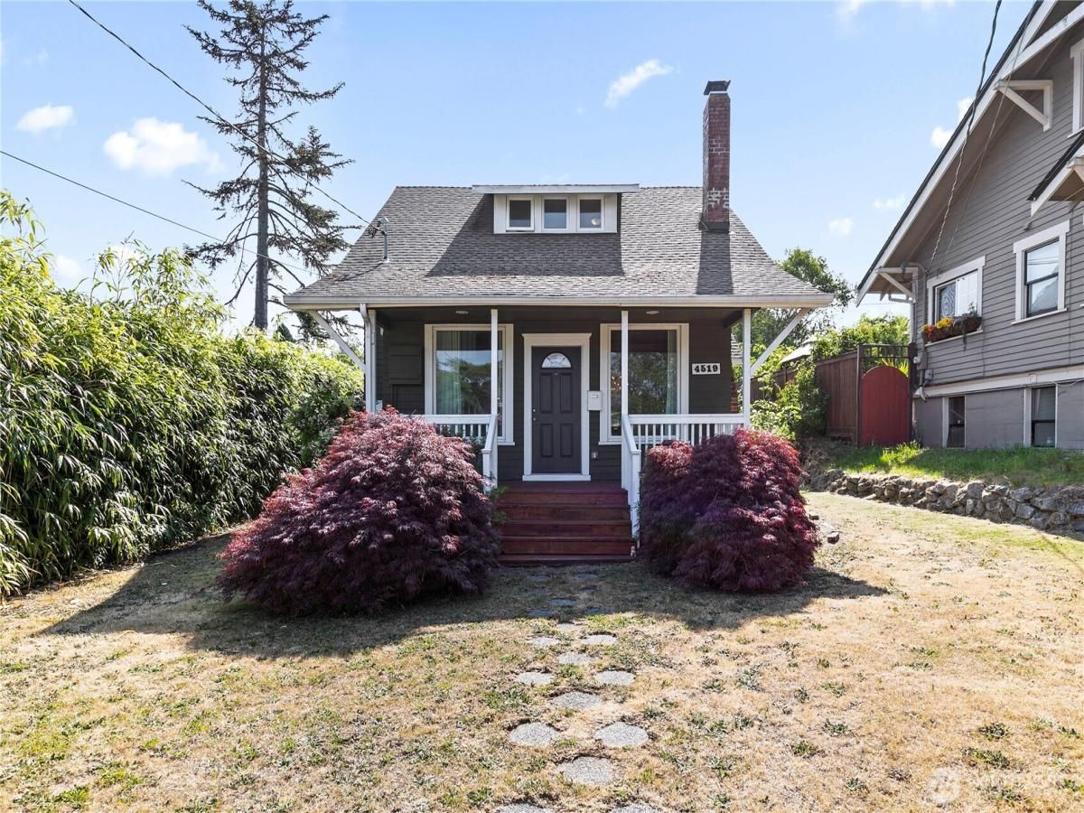 MLS #NWM2396111 image #0