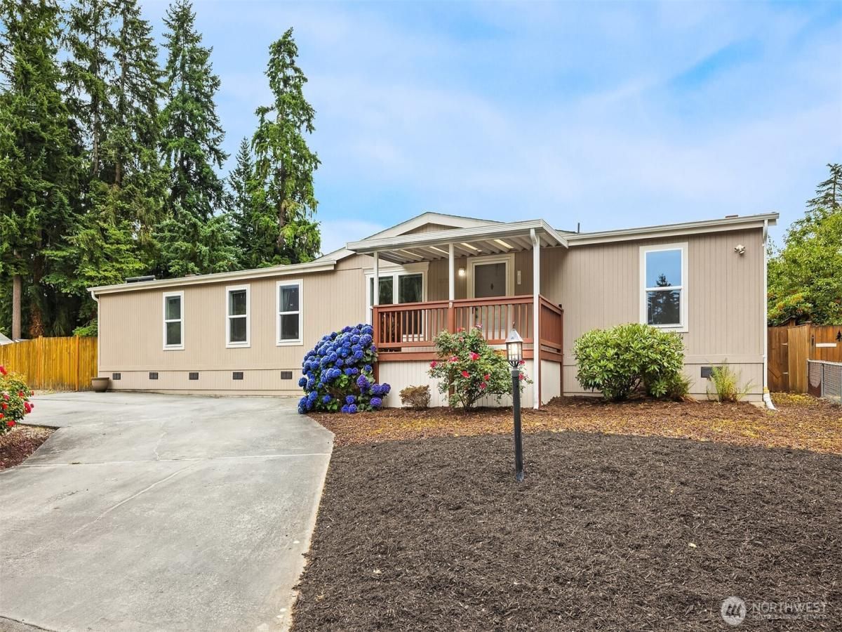 MLS #NWM2396138 image #0