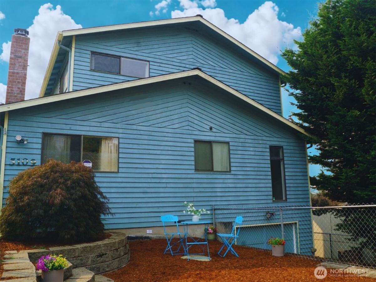 MLS #NWM2396169 image #0
