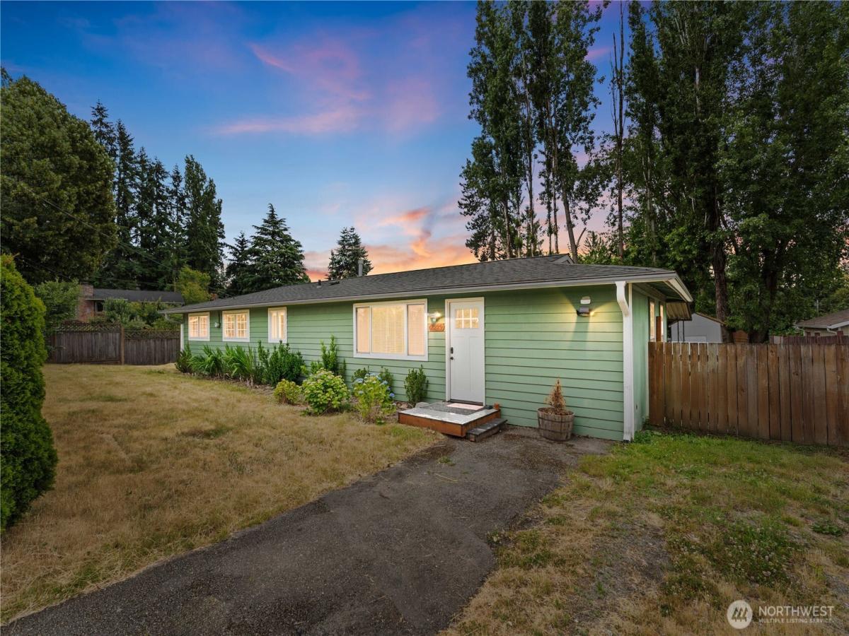 MLS #NWM2396461 image #0