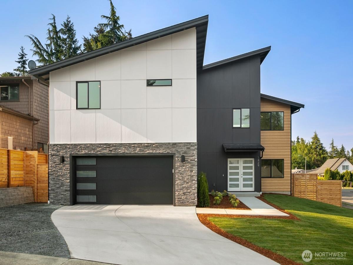 MLS #NWM2396465 image #0